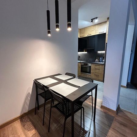 צ'סטוצ'ובה Apartamenty 77 מראה חיצוני תמונה