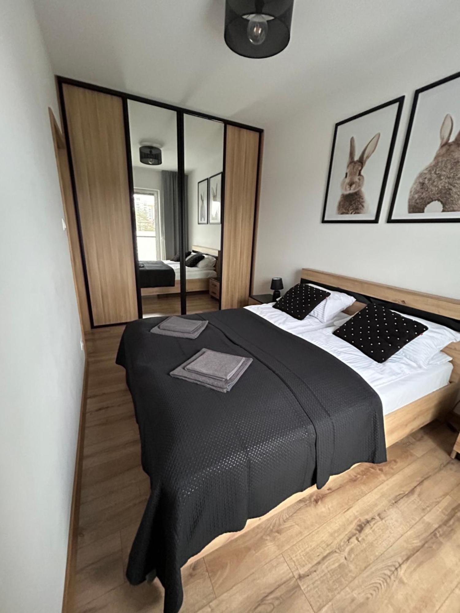 צ'סטוצ'ובה Apartamenty 77 מראה חיצוני תמונה
